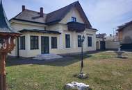 Charmante Villa mit weitläufigem Garten, Wintergarten & vielseitigen Wohnbereichen