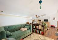 Wohnen mit Weitblick – außergewöhnliche Dachgeschosswohnung mit Galerie und Balkon in Pixendorf