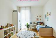 ERSTBEZUG - großer Eigengarten - Luftwärmepumpe zum Heizen und Kühlen - tolle Anbindung - Garagenstellplatz möglich