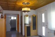 Gepflegtes Einfamilienhaus mit Pool in Top Lage !