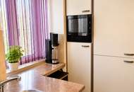 Aussergewöhnlich grosser Wohnraum mit 41qm, 4 Zimmerwohnung mit Altbaucharme, gleich neben U-Bahn