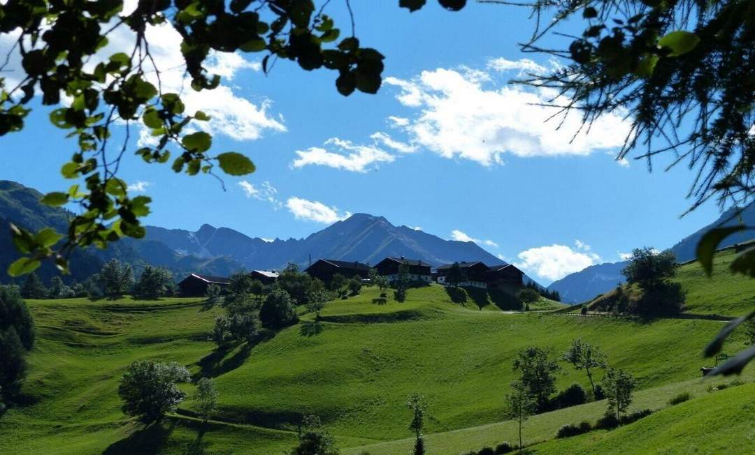 Dachgeschoß mit Appartements - touristische Nutzung möglich - Prägraten am Großvenediger zu verkaufen