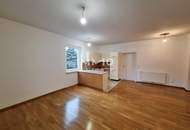 Sonnige 3-Zimmer Wohnung in der Sophiengutstraße 31 / Froschberg