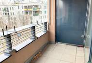 Helle 2-Zimmer-Wohnung mit Loggia