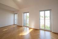 TRADITION TRIFFT MODERNE – EINZIGARTIGES WOHNJUWEL – ZENTRUM VON STEYR! Exklusives Wohnen über zwei Etagen mit traumhafter Dachterrasse!