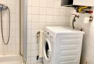 Originale ALTBAU - DG WOHNUNG - 2 Zimmer - NIBELUNGENVIERTEL