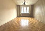 Teilsanierungsbedürftige 3-Zimmerwohnung mit guter Anbindung