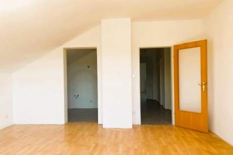 Sonnige Mietwohnung mit Balkon! 3-Zimmer-Wohnung! Neu renoviert!, Wohnung-miete, 634,66,€, 2632 Neunkirchen