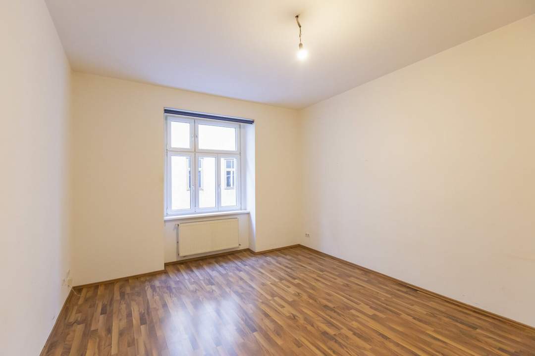Rauscherstraße - hofseitiger 2 Zimmer Altbau direkt beim Augarten