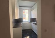 Moderne 5 Zimmer Wohnung im Altbau mit Aussenflächen und Gartennutzung