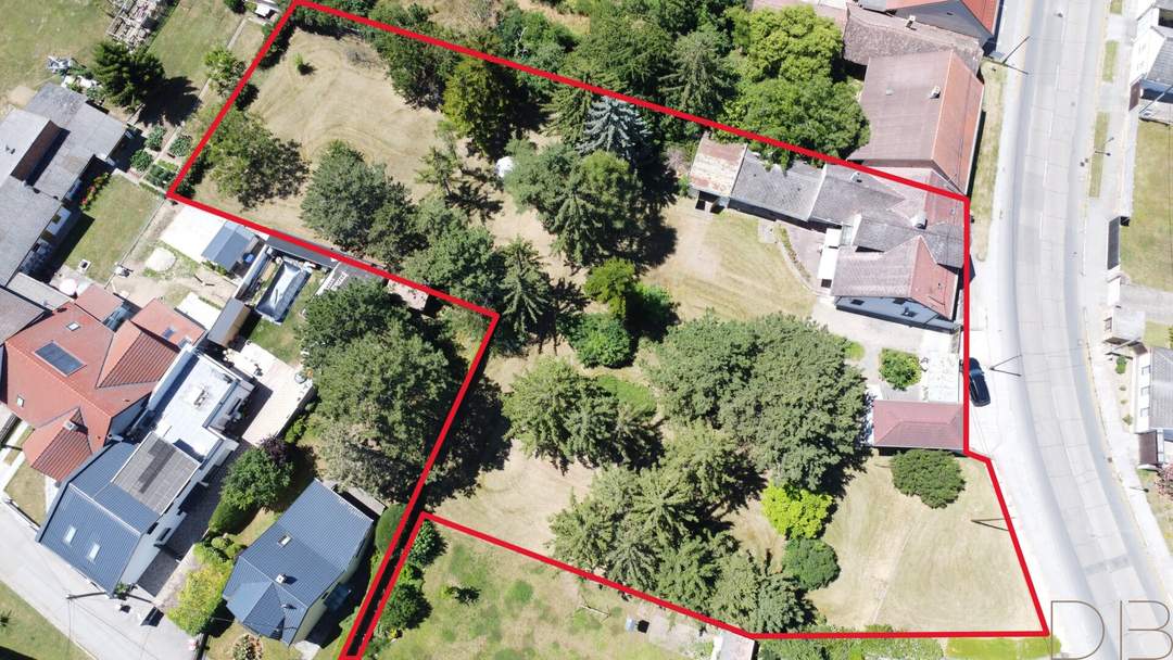 DB IMMOBILIEN | Großes Grundstück ° Bauland-Agrar Widmung ° mit viel Potenzial und sanierungsbedürftigem Haus zu kaufen!