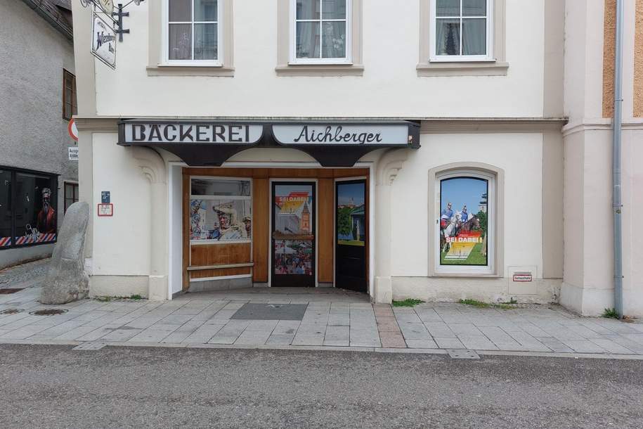 Cafe-Imbiss oder Geschäftslokal in Ennser Toplage mit möglichem Schanigarten! Mietbefreit bis zur Geschäftseröffung!, Gewerbeobjekt-legalform.pacht, 780,00,€, 4470 Linz-Land