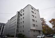 Großes Büro Nähe Stadtpark
