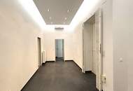1010! Klimatisierte Bürofläche mit kleinem Balkon in repräsentativem Altbau am Rudolfsplatz!