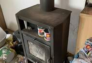 7,6 % Rendite – vermietete Doppelhaushälfte mit zusätzlicher Wohneinheit zur Renovierung und Selbstnutzung.