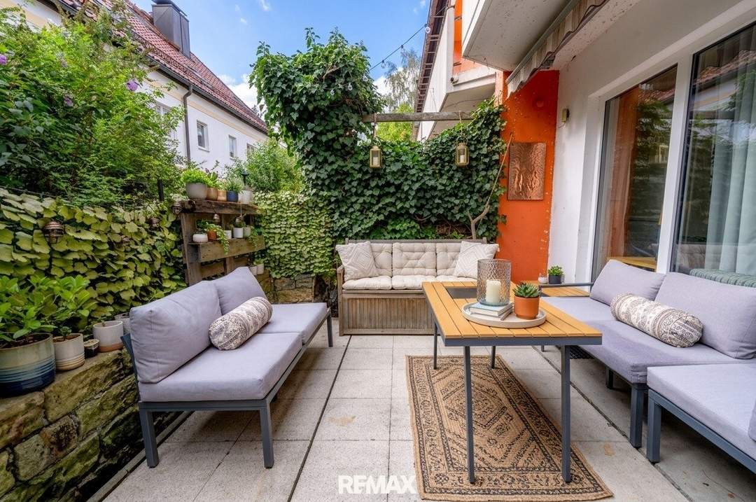 HOME 49 - Drei Ebenen. Eigener Eingang. Viel Raum. im Salzburger Stadteil Langwied