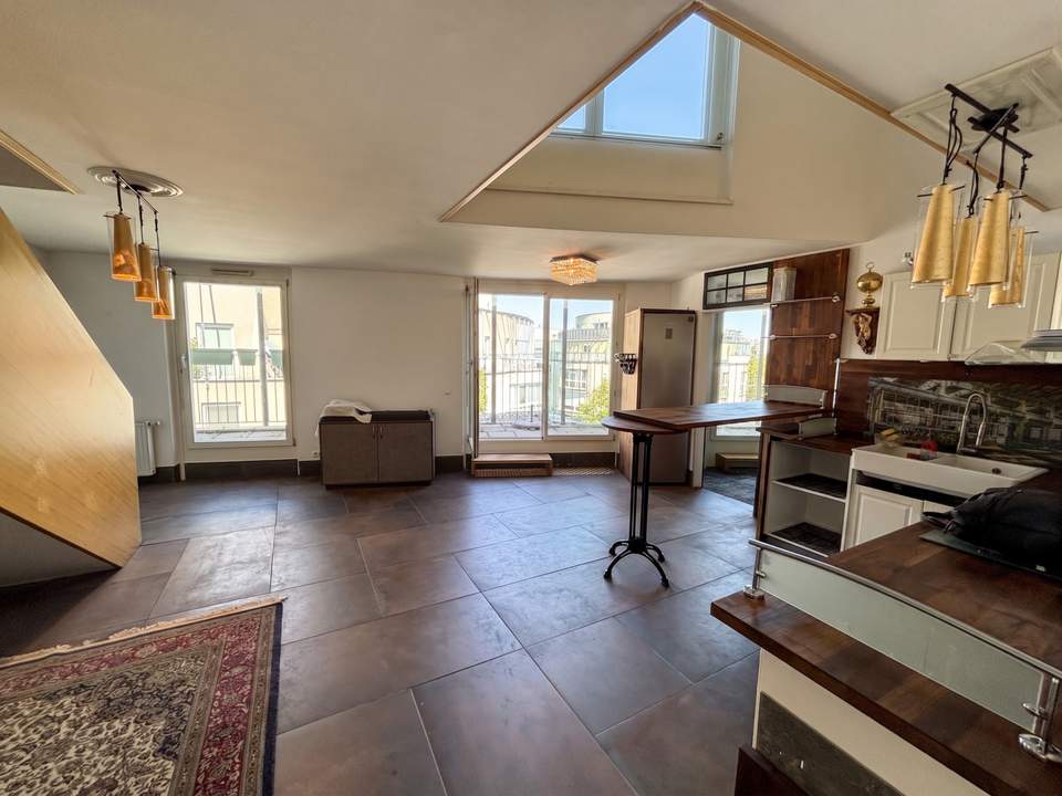 Großzügige Designer Loftwohnung mit Loggia & Terrasse inkl. TG-Stellplatz