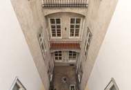 Wohnen am Stadtpark! Altbau mit großen Kellerräumlichkeiten z.B. als Galerie / Studio - sofort beziehbar!