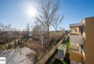 VIDEOTOUR: ab sofort freundliche, helle 3 Zimmer Erstbezugswohnung + Balkon + 2 Parkplätze mieten, später kaufen!