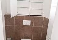 ERSTBEZUG! Schöne, generalsanierte 2 Zimmerwohnung im Dachgeschoss!