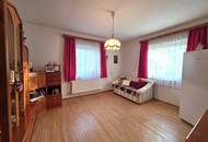 Gepflegtes Wohnhaus mit Wintergarten, Doppelgarage und sonnigem Garten