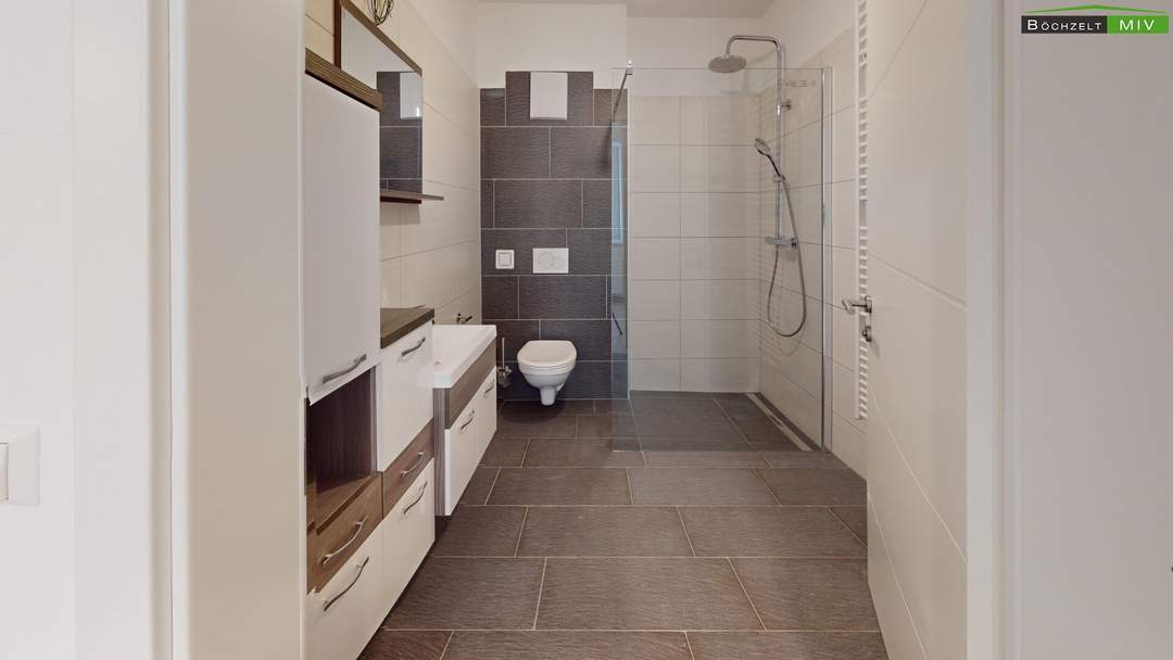 NEUSANIERTE Mietwohnung mit ca. 68,81 m² ++ in unmittelbarer Nähe zum Hauptplatz ++