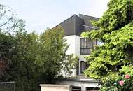 Gelegenheit! 2 Min. zu Bhf Liesing | 230m2 Wfl, 2 getrennte Wohnungen plus 100m2 ausgebauter Keller, 2 Garagen