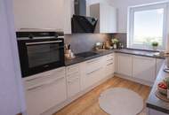 Ziegelmassiv-Reihenhaus in Grünruhelage mit City-Nähe | Niedrigenergie mit PV-Anlage &amp; LWP | inkl. Parkplatz