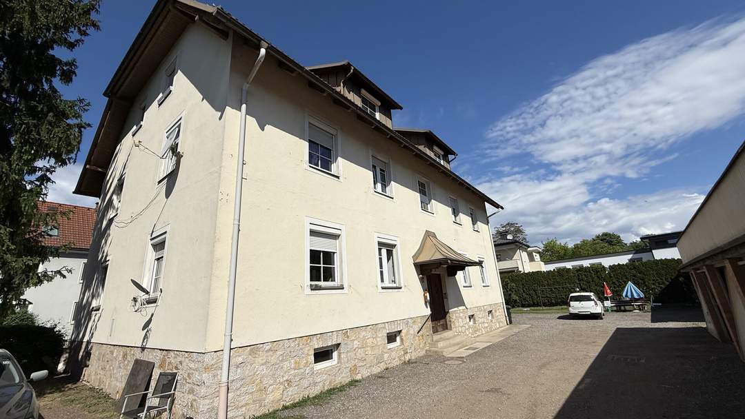 Wolfsberg - Redinger Straße: Zinshaus mit 6 Wohnungen & 4 Garagen