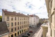 ***NEU*** Well-Maintained 3-Room Apartment in a Grand Historic Building – Top Location!