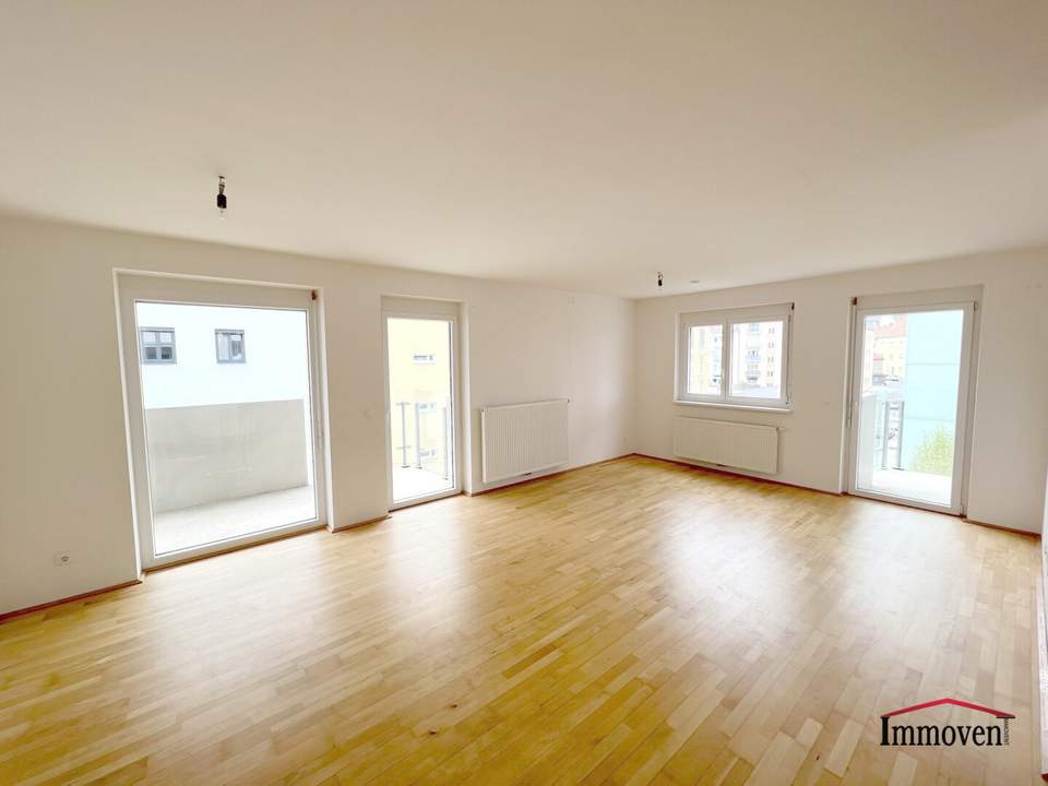 Große 4-Zimmerwohnung mit zwei Freiflächen!