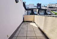 GONZAGAGASSE, BÖRSE-NÄHE, klimatisiertes 122 m2 Dachgeschoss mit 8 m2 Terrasse, 3 Zimmer, Komplettküche, 2 Bäder, Parketten