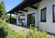 Gediegenes Einfamilienhaus mit Gebirgsblick und Potenzial