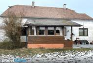 Haus mit Entwicklungspotenzial auf großzügigem Grundstück in Top Lage