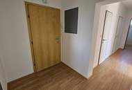 unbefristete 3 Zimmerwohnung mit Loggia und separater Küche