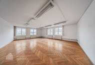 Erstbezug! Geräumiges 5-Zimmer Büro in Toplage