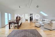 Zeitlose Architektur trifft Großzügigkeit - Designvilla mit Indoor-Pool und Einliegeroption