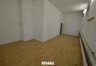 LAGERRÄUME im 1. Stock, Fitness, etc.