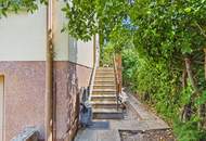 Gemütliches Einfamilienhaus aus den 70er- Jahren mit großem Garten in ruhiger Lage