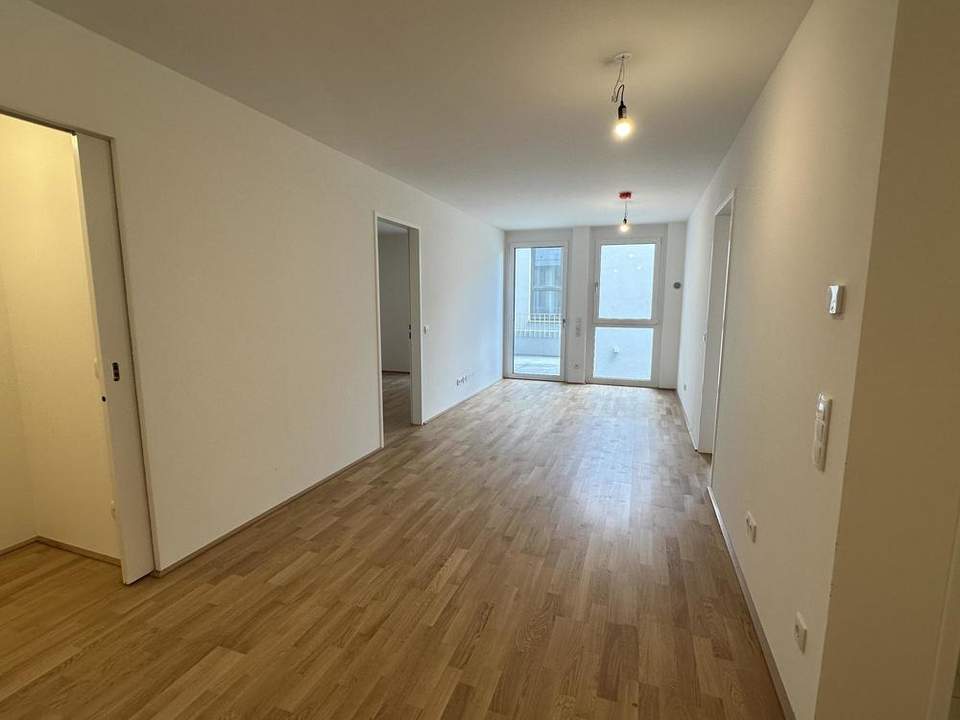 ZU HAUSE DIREKT AN DER U3