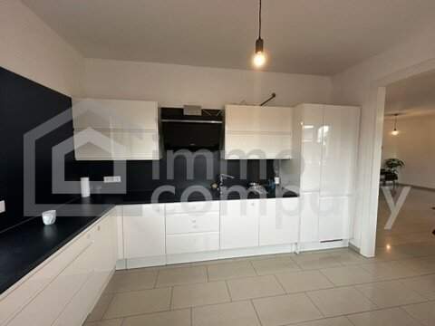 Modernisierte Doppelhaushälfte in Gänserndorf: Ihr neues Zuhause mit Garten und Terrasse!