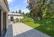 Eckreihenhaus mit wunderschönen Garten und hochwertiger Ausstattung
