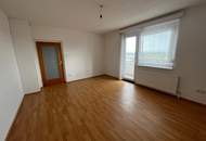 Zentrumsnahe Wohnung mit Küche, Loggia und tollem Ausblick!