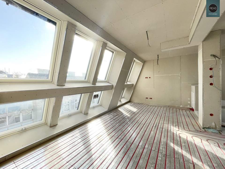 Erstbezug: Luxus Dachgeschoss - Maisonette Wohnung (klimatisiert) mit 3 Terrassen im trendigen Ottakring!