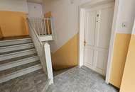 2-Zimmer, Dachgeschoßwohnung mit Schrankraum extra Küche