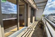 Geräumige Dachgeschosswohnung mit hochwertiger Ausstattung inklusive Klimaanlagen!