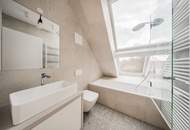 STOCK IM WEG - "Licht. Raum. Luxus. - 5 Zimmer Dacherstbezug mit Gartenblick, Südterrasse &amp; Garage"