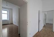 ++NEU++ sanierungsbedürftige 3-Zimmer Altbauwohnung, völlige Innenhoflage