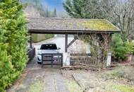 Traumhafte Grünruhelage in einer Sackgasse: Voll unterkellertes Familienhaus mit Carports