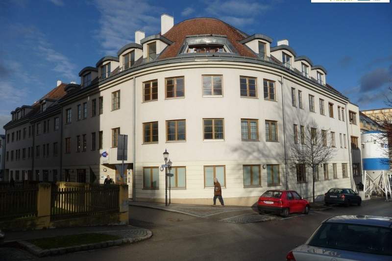 Großzügiger Sitzungssaal/Büro im Zentrum von Melk zu vermieten!, Gewerbeobjekt-miete, 1.299,76,€, 3390 Melk